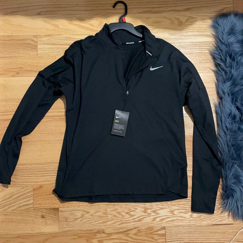Women’s Nike Quarter Zip